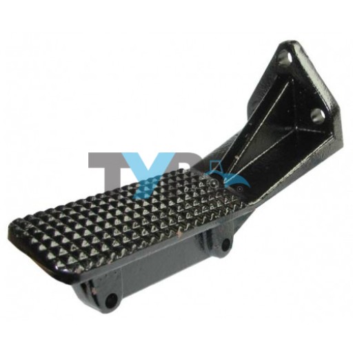 MF 265/285 FOOT BOARD IN CASTING LH FRONT